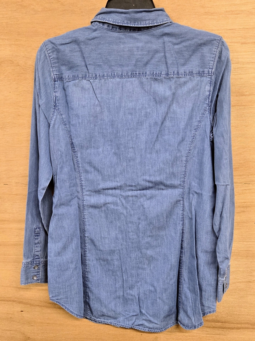 J. Jill Light Blue Denim Button-Down Shirt - Picture 4 of 5